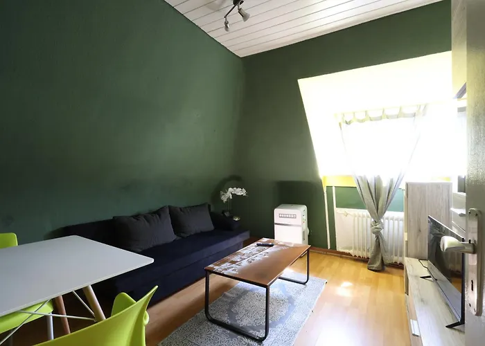 Seeblick Hotel Und Ferienwohnungen Obermaubach * Kreuzau