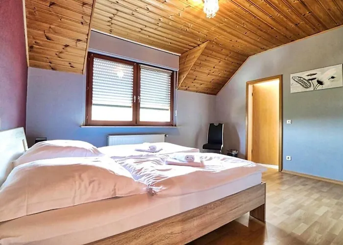 Seeblick Hotel Und Ferienwohnungen Obermaubach * Kreuzau